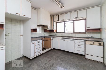 Apartamento à venda com 170m², 4 quartos e 3 vagasCozinha