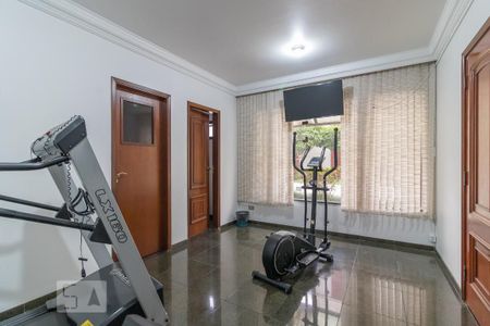 Apartamento à venda com 170m², 4 quartos e 3 vagasAcademia