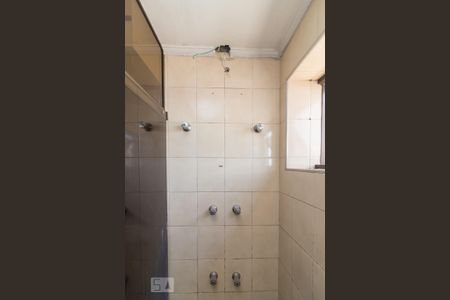 Apartamento à venda com 170m², 4 quartos e 3 vagasChuveiro