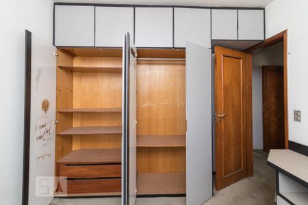 Apartamento à venda com 170m², 4 quartos e 3 vagasQuarto 2