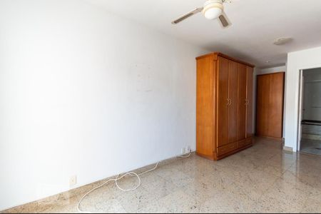 Apartamento para alugar com 252m², 3 quartos e 2 vagas Apartamento para alugar com 252m², 3 quartos e 2 vagasSuíte 1