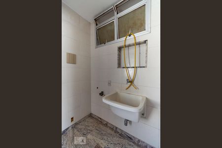 Apartamento para alugar com 252m², 3 quartos e 2 vagas Apartamento para alugar com 252m², 3 quartos e 2 vagasÁrea de Serviço