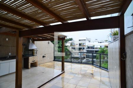 Varanda da Sala/Cozinha de apartamento para alugar com 3 quartos, 252m² em Barra da Tijuca, Rio de Janeiro