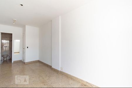 Apartamento para alugar com 252m², 3 quartos e 2 vagas
