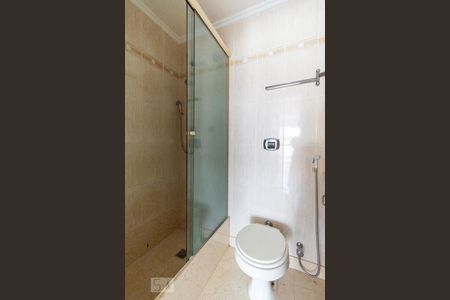 Apartamento para alugar com 252m², 3 quartos e 2 vagas Apartamento para alugar com 252m², 3 quartos e 2 vagasBanheiro da Suíte 2