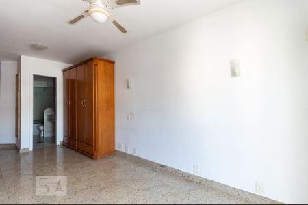 Apartamento para alugar com 252m², 3 quartos e 2 vagas Apartamento para alugar com 252m², 3 quartos e 2 vagasSuíte 1