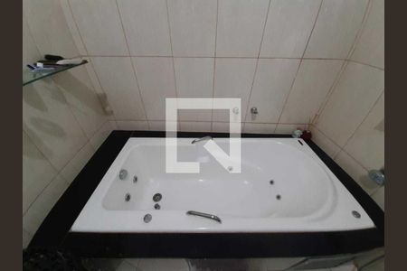 Casa à venda com 310m², 4 quartos e 2 vagas