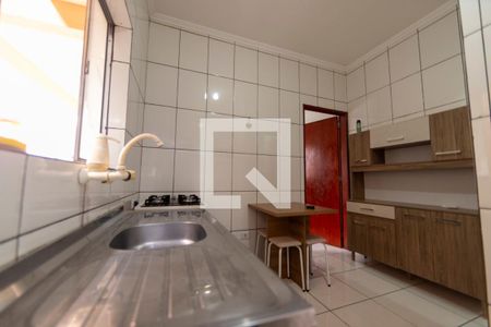 Sala/Cozinha de kitnet/studio para alugar com 1 quarto, 37m² em Jardim Graziela, Barueri