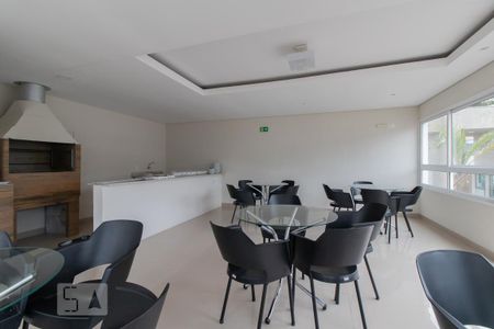 Apartamento à venda com 46m², 2 quartos e 1 vaga Apartamento à venda com 46m², 2 quartos e 1 vagaÁrea comum - Salão de festas