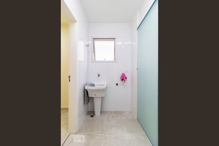 Apartamento à venda com 70m², 2 quartos e 1 vagaÁrea de Serviço