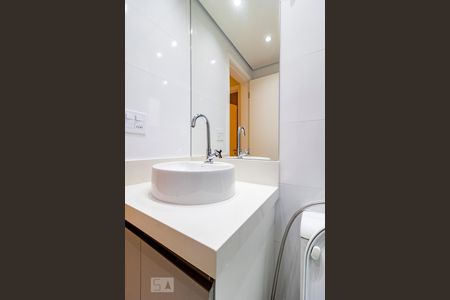 Apartamento à venda com 70m², 2 quartos e 1 vagaBanheiro - Torneira