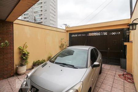 Casa à venda com 220m², 3 quartos e 2 vagas Casa à venda com 220m², 3 quartos e 2 vagasGaragem
