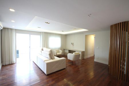 Apartamento à venda com 160m², 3 quartos e 3 vagasSala