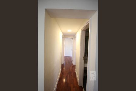 Apartamento à venda com 160m², 3 quartos e 3 vagasCorredor