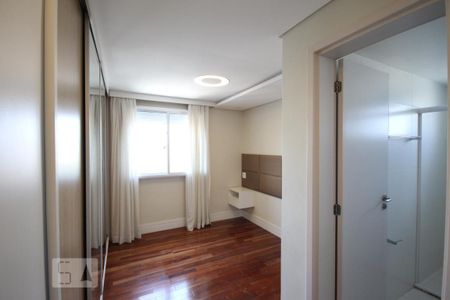 Apartamento à venda com 160m², 3 quartos e 3 vagasSuíte 2