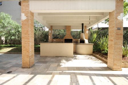 Apartamento à venda com 160m², 3 quartos e 3 vagasChurrasqueira