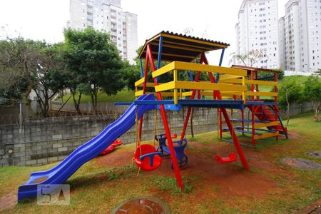 Apartamento para alugar com 49m², 2 quartos e sem vagaÁrea Comum - Playground