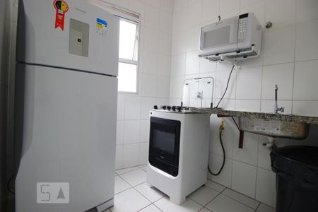 Apartamento para alugar com 49m², 2 quartos e sem vagaÁrea comum - Salão de festas