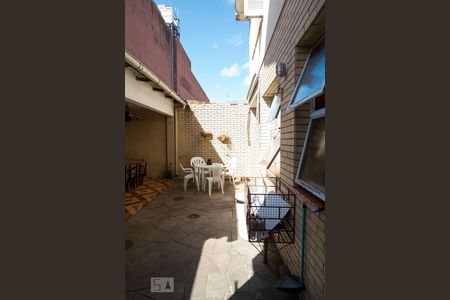 Casa para alugar com 243m², 4 quartos e 3 vagasÁrea Externa