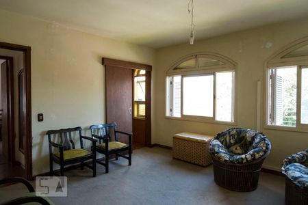 Casa para alugar com 243m², 4 quartos e 3 vagasSuíte