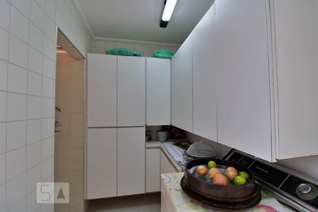 Casa à venda com 288m², 4 quartos e 4 vagasÁrea de Serviço