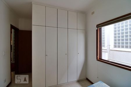 Casa à venda com 288m², 4 quartos e 4 vagasSuíte 3