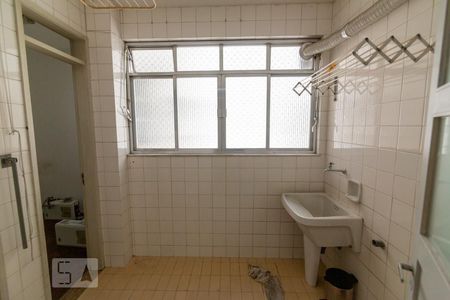 Apartamento à venda com 109m², 3 quartos e 1 vagaÁrea de Serviço