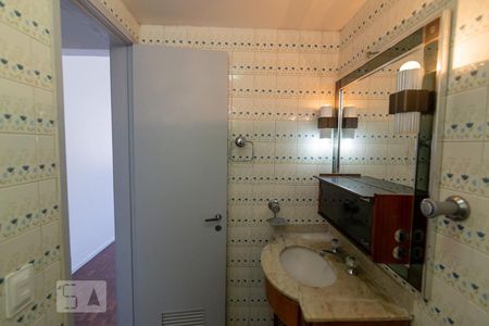 Apartamento à venda com 109m², 3 quartos e 1 vagaBanheiro da Suíte