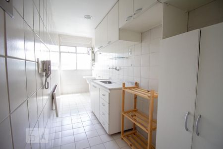 Apartamento à venda com 51m², 2 quartos e 1 vaga Apartamento à venda com 51m², 2 quartos e 1 vagaCozinha
