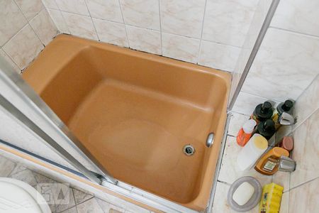 Apartamento à venda com 107m², 3 quartos e 1 vaga Apartamento à venda com 107m², 3 quartos e 1 vagaBanheira