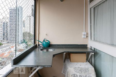 Apartamento à venda com 107m², 3 quartos e 1 vaga Apartamento à venda com 107m², 3 quartos e 1 vagaVaranda