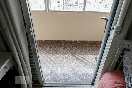Apartamento à venda com 107m², 3 quartos e 1 vaga Apartamento à venda com 107m², 3 quartos e 1 vagaVaranda