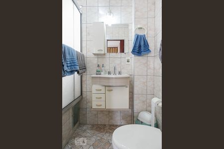 Apartamento à venda com 107m², 3 quartos e 1 vaga Apartamento à venda com 107m², 3 quartos e 1 vagaBanheiro da Suíte