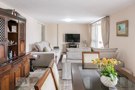 Sala de apartamento à venda com 3 quartos, 107m² em Cerqueira César, São Paulo