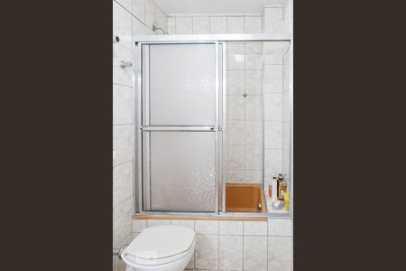 Apartamento à venda com 107m², 3 quartos e 1 vaga Apartamento à venda com 107m², 3 quartos e 1 vagaBanheiro