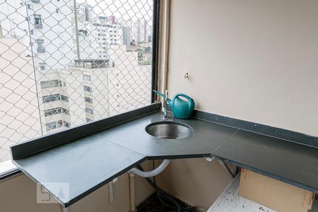 Apartamento à venda com 107m², 3 quartos e 1 vaga Apartamento à venda com 107m², 3 quartos e 1 vagaVaranda