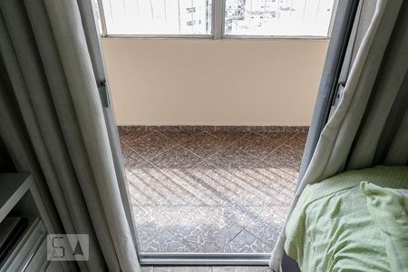 Apartamento à venda com 107m², 3 quartos e 1 vaga Apartamento à venda com 107m², 3 quartos e 1 vagaVaranda