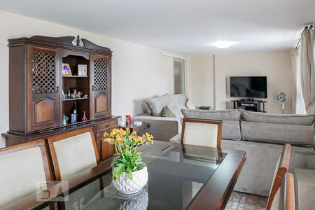 Sala de apartamento à venda com 3 quartos, 107m² em Cerqueira César, São Paulo