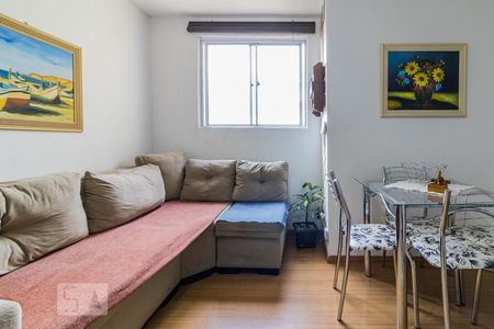 Apartamento para alugar com 40m², 2 quartos e 1 vagaSala