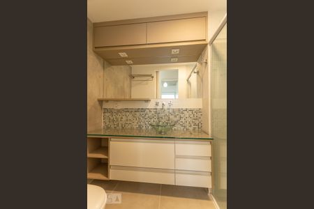 Banheiro de apartamento à venda com 2 quartos, 70m² em Vila Leopoldina, São Paulo