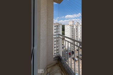 Sacada de apartamento para alugar com 2 quartos, 52m² em Pirajussara, São Paulo