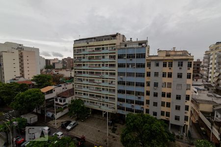 Vista do Quarto 1 de apartamento para alugar com 3 quartos, 86m² em Tijuca, Rio de Janeiro