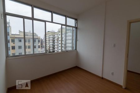 Quarto 1 de apartamento para alugar com 3 quartos, 86m² em Tijuca, Rio de Janeiro