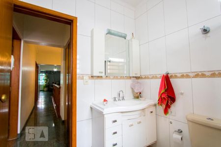 Casa à venda com 431m², 2 quartos e 1 vagaBanheiro social
