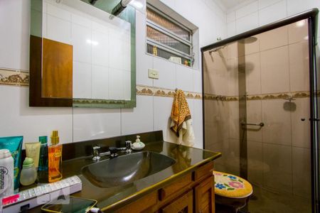 Casa à venda com 431m², 2 quartos e 1 vagaBanheiro do quarto 1