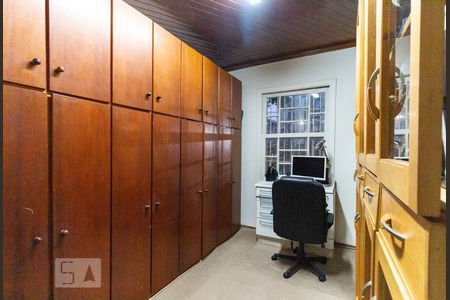 Quarto 1 de casa para alugar com 2 quartos, 130m² em Vila Mariana, São Paulo