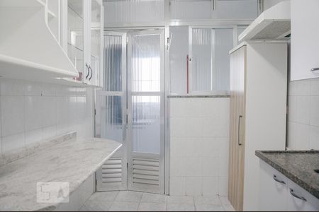 Apartamento à venda com 52m², 2 quartos e 1 vagaCozinha
