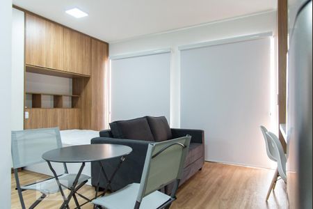 Sala/quarto de kitnet/studio para alugar com 1 quarto, 28m² em Aclimação, São Paulo