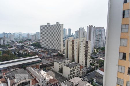 Vista da varanda de kitnet/studio para alugar com 1 quarto, 28m² em Aclimação, São Paulo