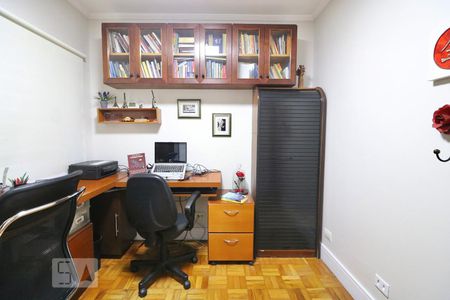 Apartamento à venda com 115m², 3 quartos e 2 vagasQuarto 3